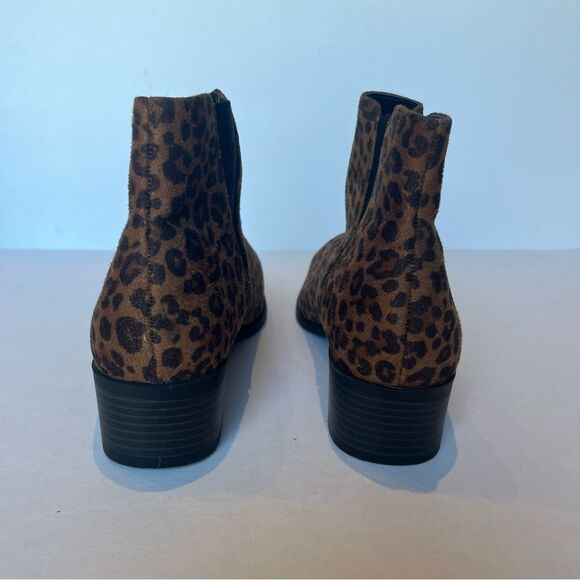 a.n.a. Women's Garwin Leopard Ankle Boot Brown Size 8.5M Memory Foam - Picture 5 of 9